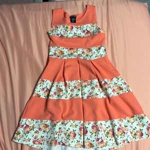 Size kids16 adult small coral and white with flowers